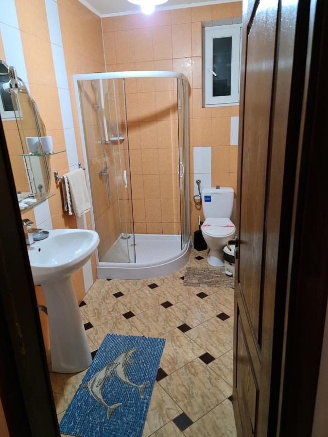 Pensiunea Caraiman Servicii De Cazare Кодля Экстерьер фото